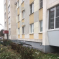 Произвели обрезку кустарников в 134 микрорайоне