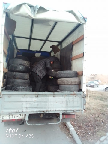 Вывоз автомобильных шин с контейнерных площадок в 134, 136 и 145 микрорайонах