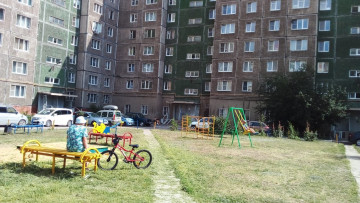 Произведен покос травы и сорной растительности на территории 138 микрорайона☀