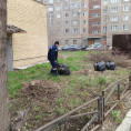 Приводим субботники возле контейнерных площадок